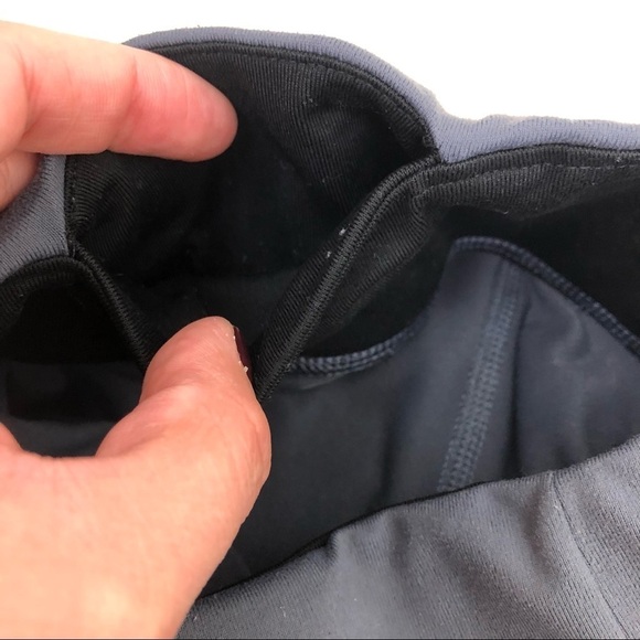 PINK- Ultimate mid-rise gray stretch leggings size: XS - Picture 9 of 9